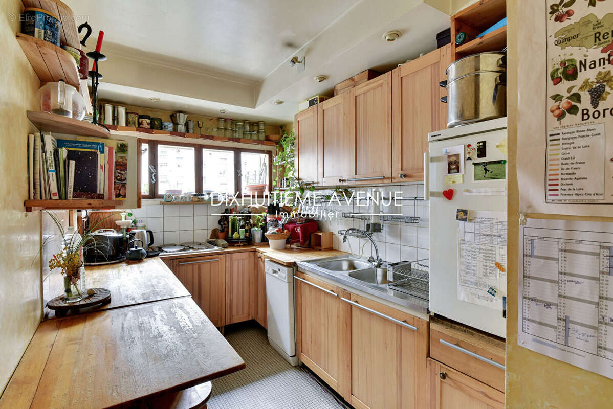 Appartement à PARIS-18E