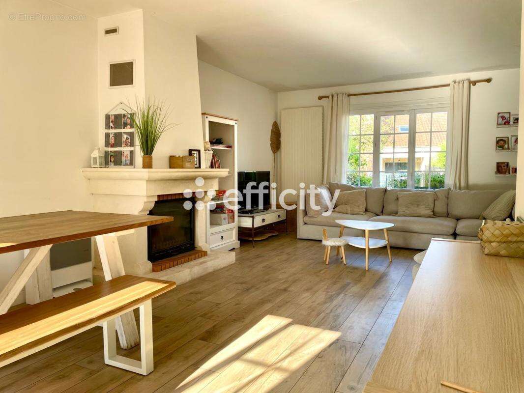 Maison 138 m² à Rambouillet  - photo 2