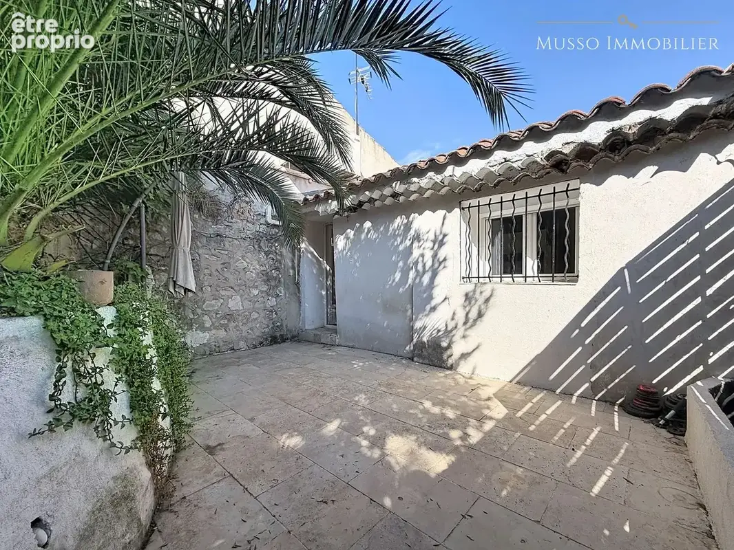 Appartement 3 pièces 80 m² à vendre à La Penne-Sur-Huveaune (13821) - photo 2
