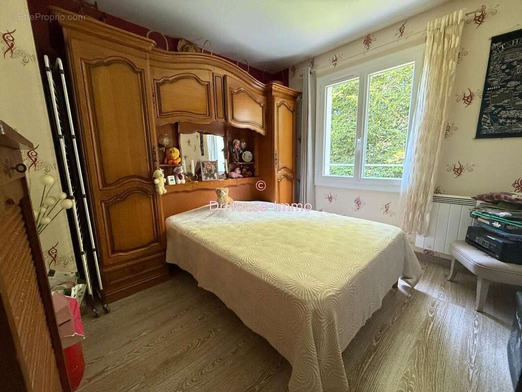 Maison à LAGUENNE