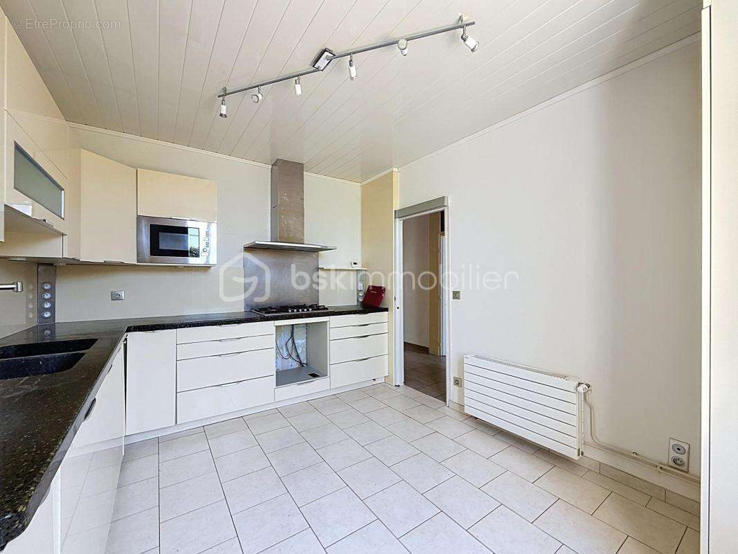Maison familiale de 110 m² avec 3 chambres, jardin intime et aucun vis-à-vis - photo 9