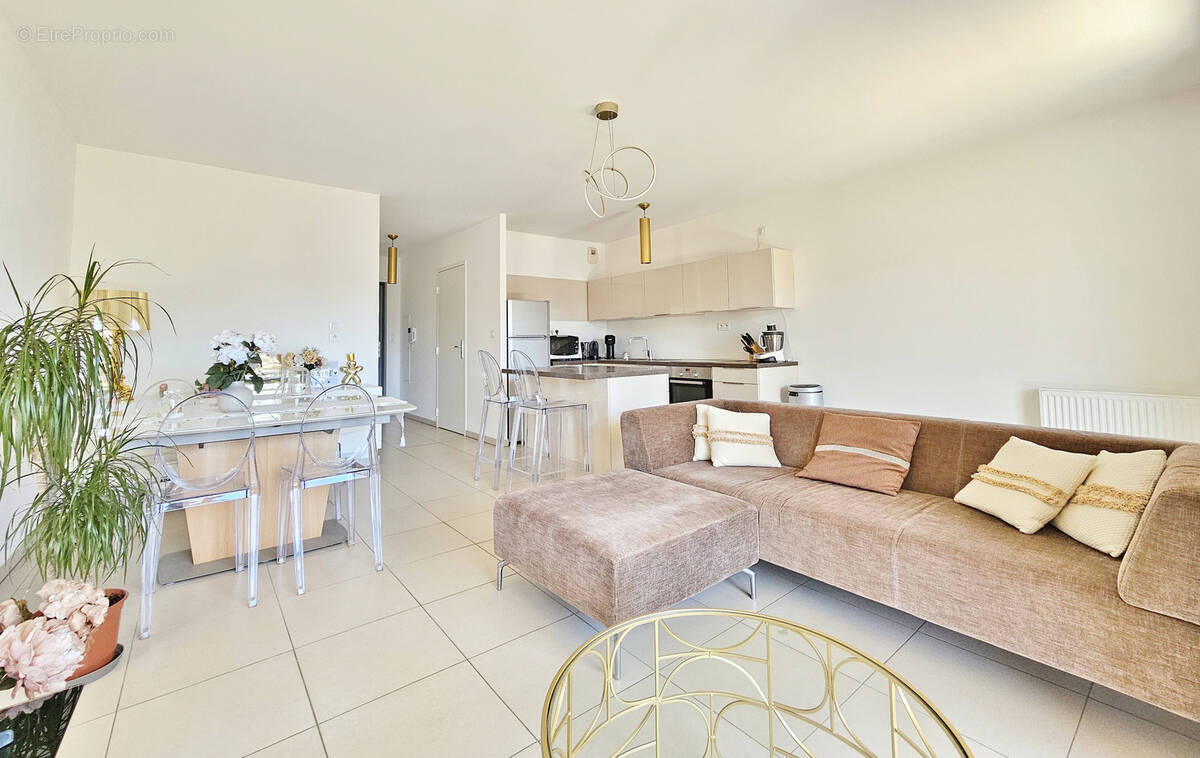 Appartement à SARROLA-CARCOPINO