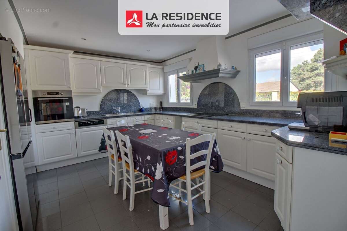 Maison à CONFLANS-SAINTE-HONORINE