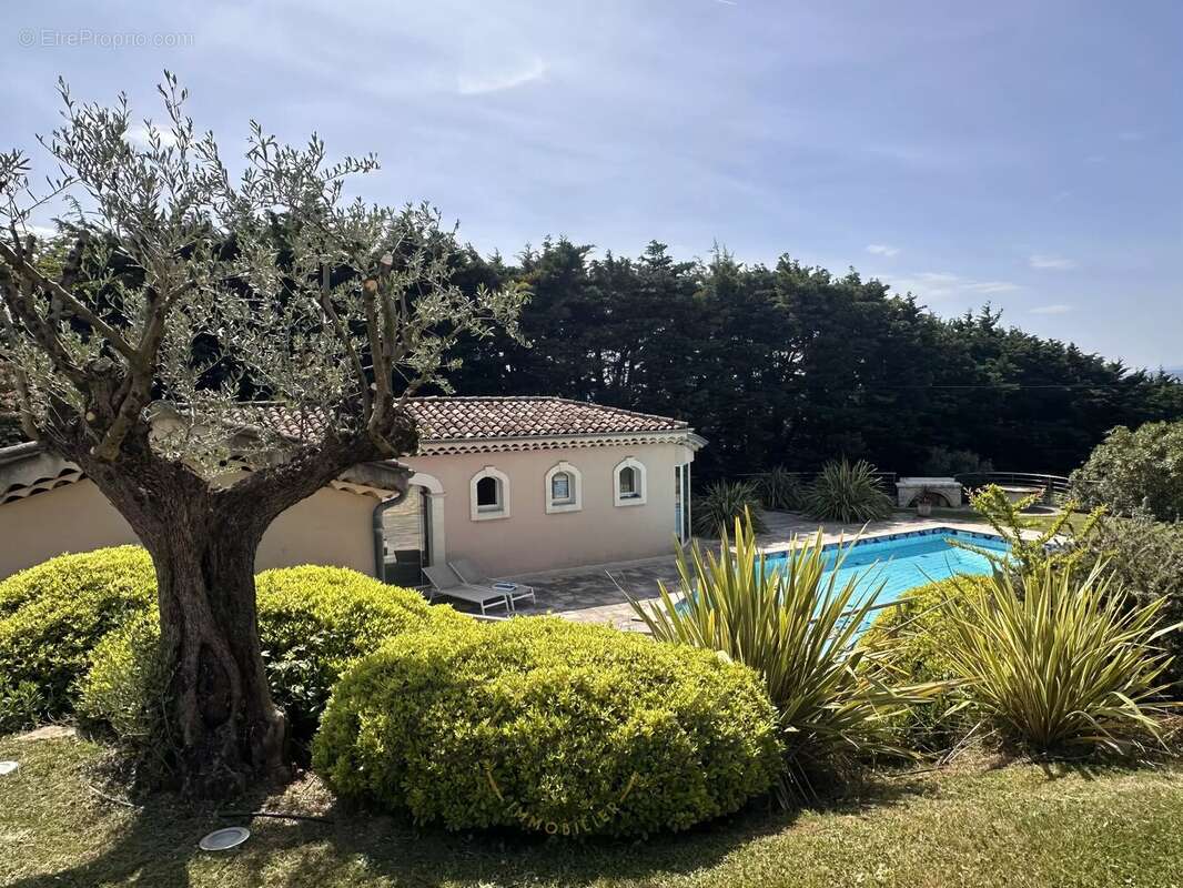Maison à ALLAN