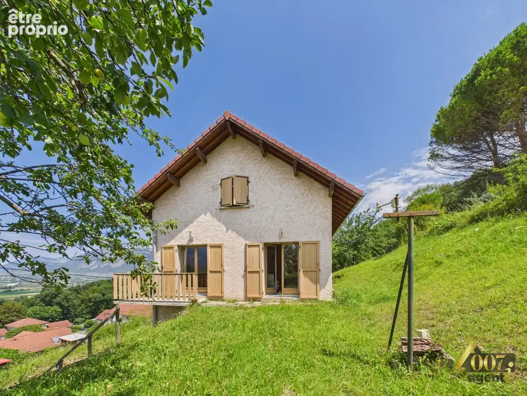 Maison 124 m² à Laissaud  - photo 3