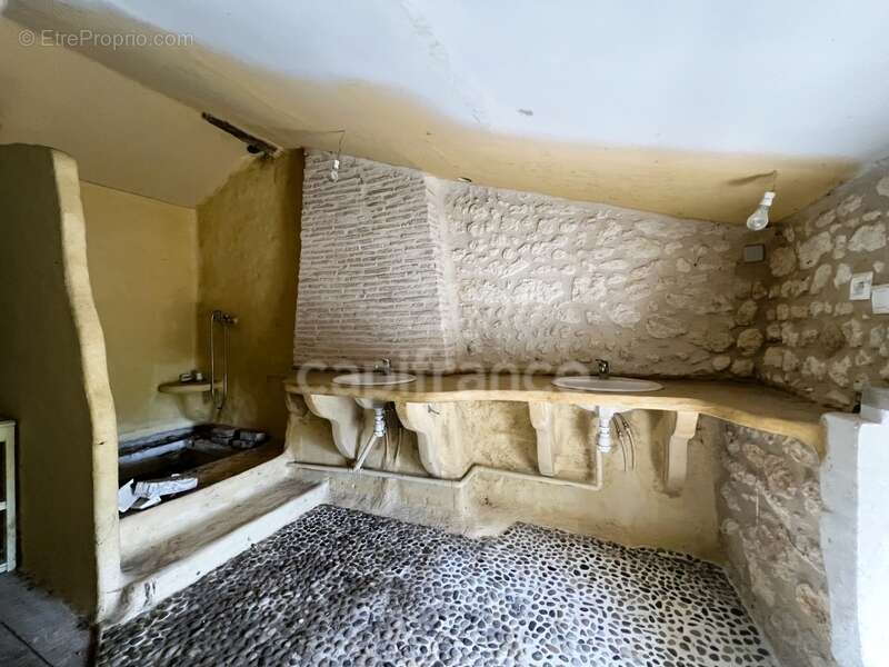 Maison à SAINT-PALAIS-DE-NEGRIGNAC