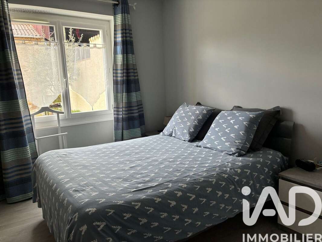 Maison 109 m² à Brion-Pres-Thouet  - photo 7