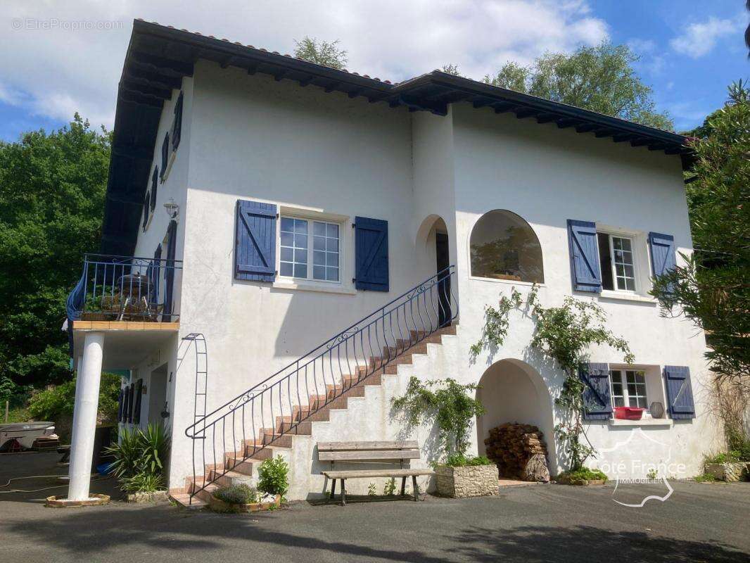Maison à CAMBO-LES-BAINS