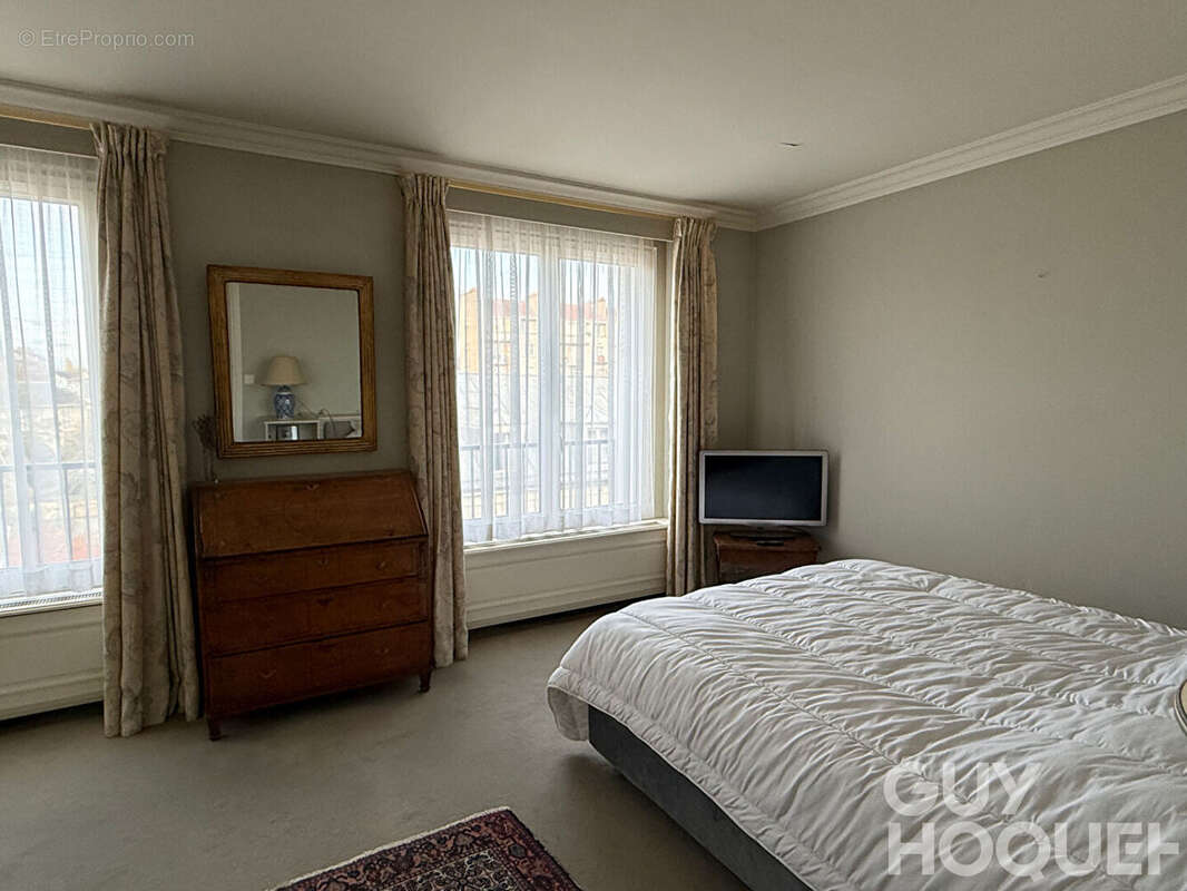 Appartement à VERSAILLES