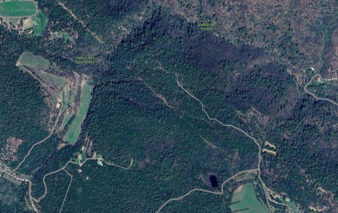   - Terrain à CHATEAUDOUBLE