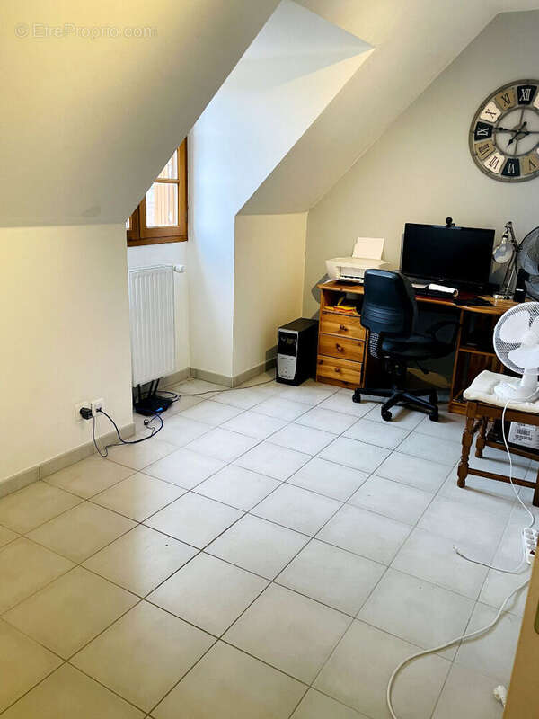 Maison à CIVRAY-SUR-ESVES