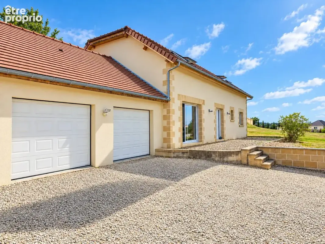 Maison à COSNAC