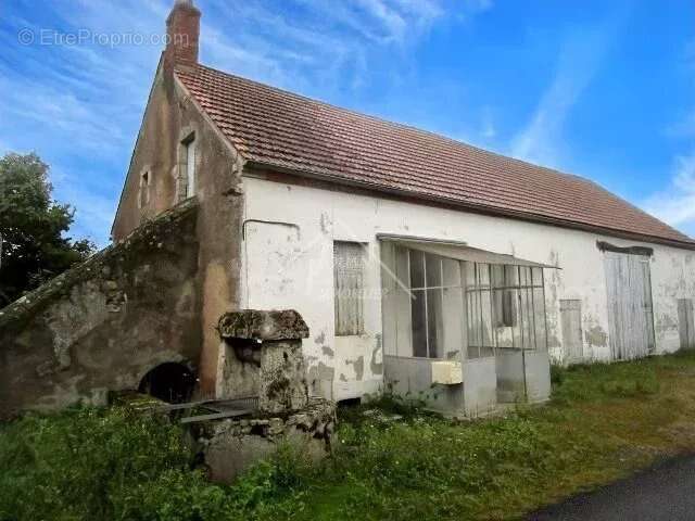 Maison à VARENNES-SUR-ALLIER