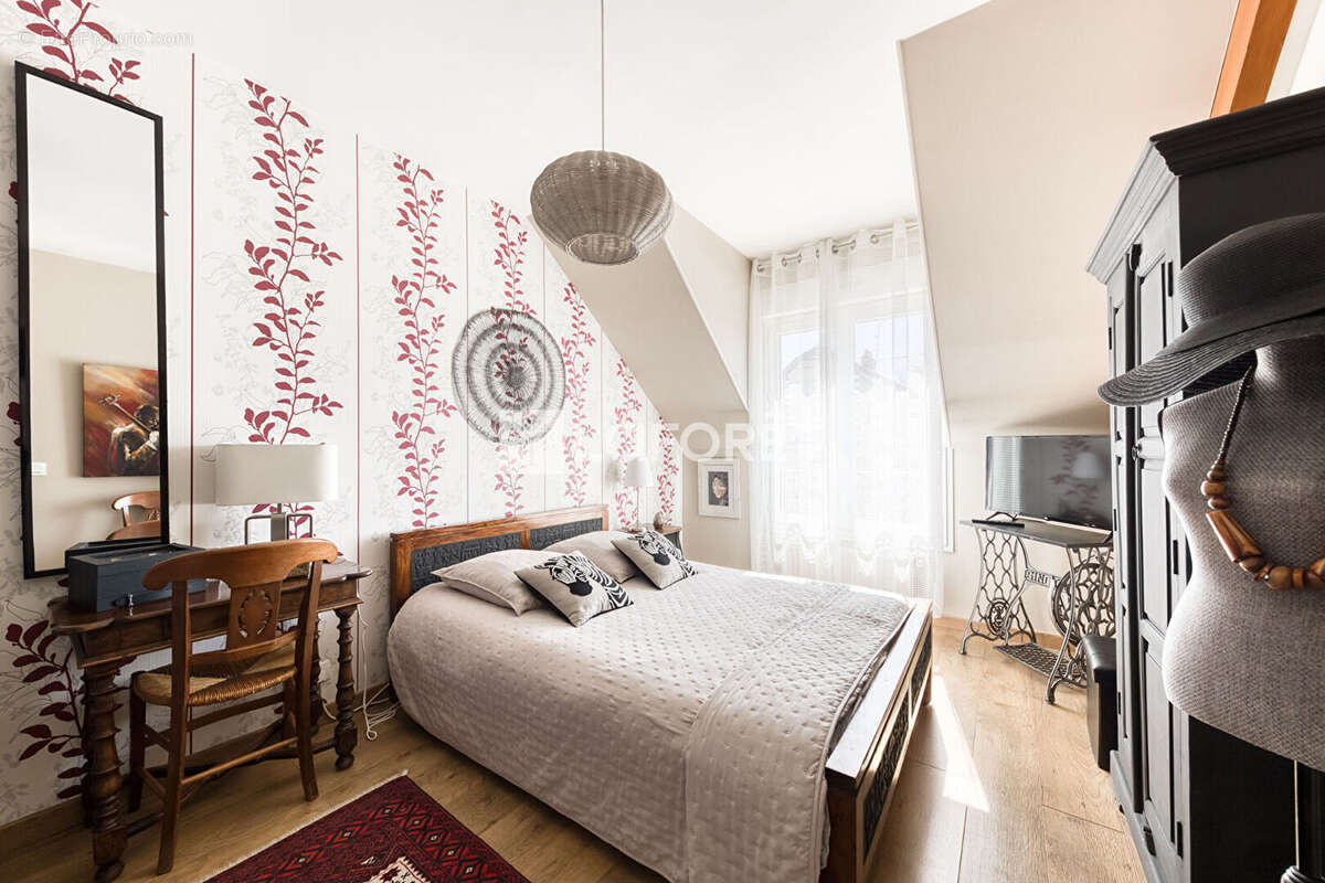 Maison à PONTAULT-COMBAULT