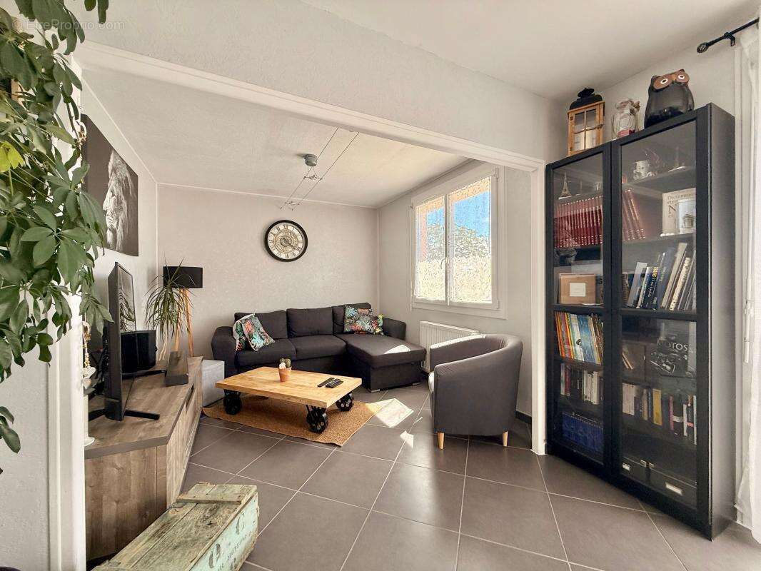 Maison sur sous sol complet, 4 chambres, terrain 914m2 - photo 6