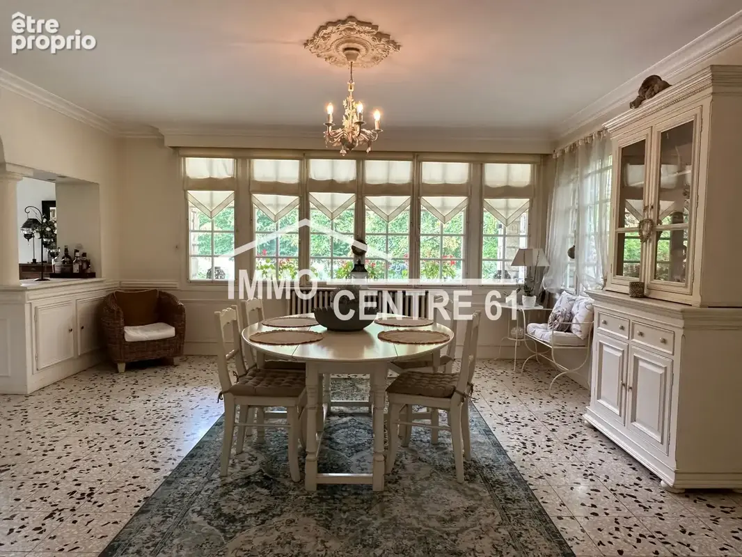 Charmante maison de 5 chambres sur 1463m2 de terrain - photo 5