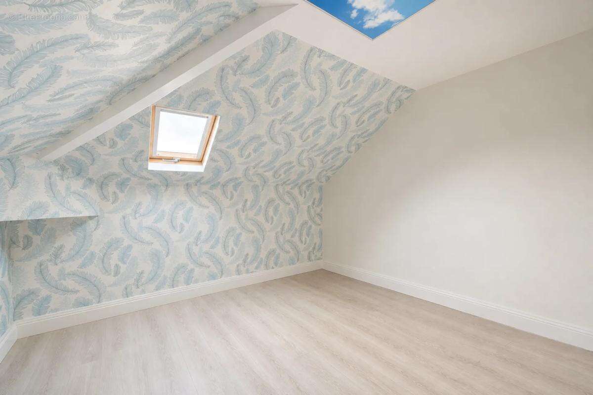 Maison rénovée 5 pièces avec jardinet à Saint-Leu-La-Forêt - photo 13