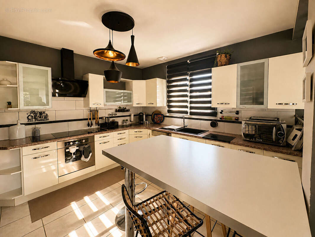 A vendre - Maison de Plain-pied MORLAIX - photo 5