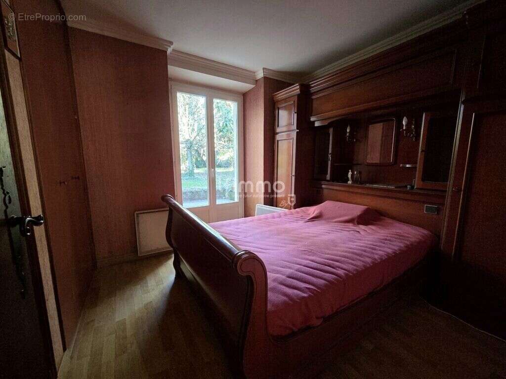  Grande maison familiale – 206 m² – Parcelle 17 457 m² - photo 15