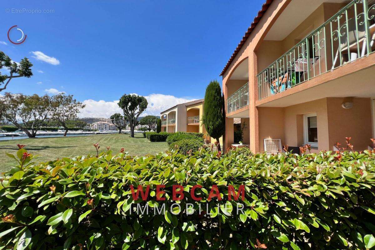 Appartement à MANDELIEU-LA-NAPOULE