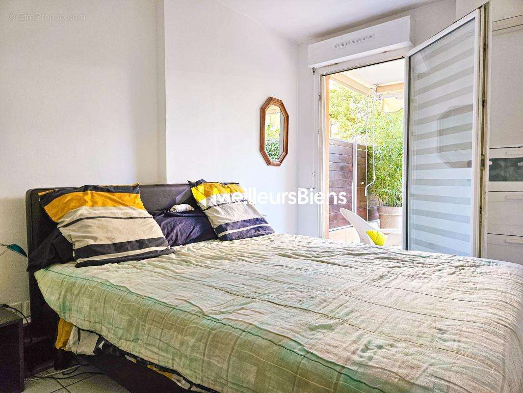 Appartement à MARSEILLE-8E