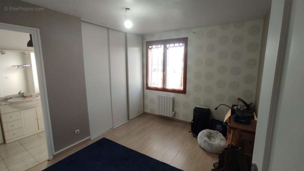 Maison à VIENNE-EN-VAL