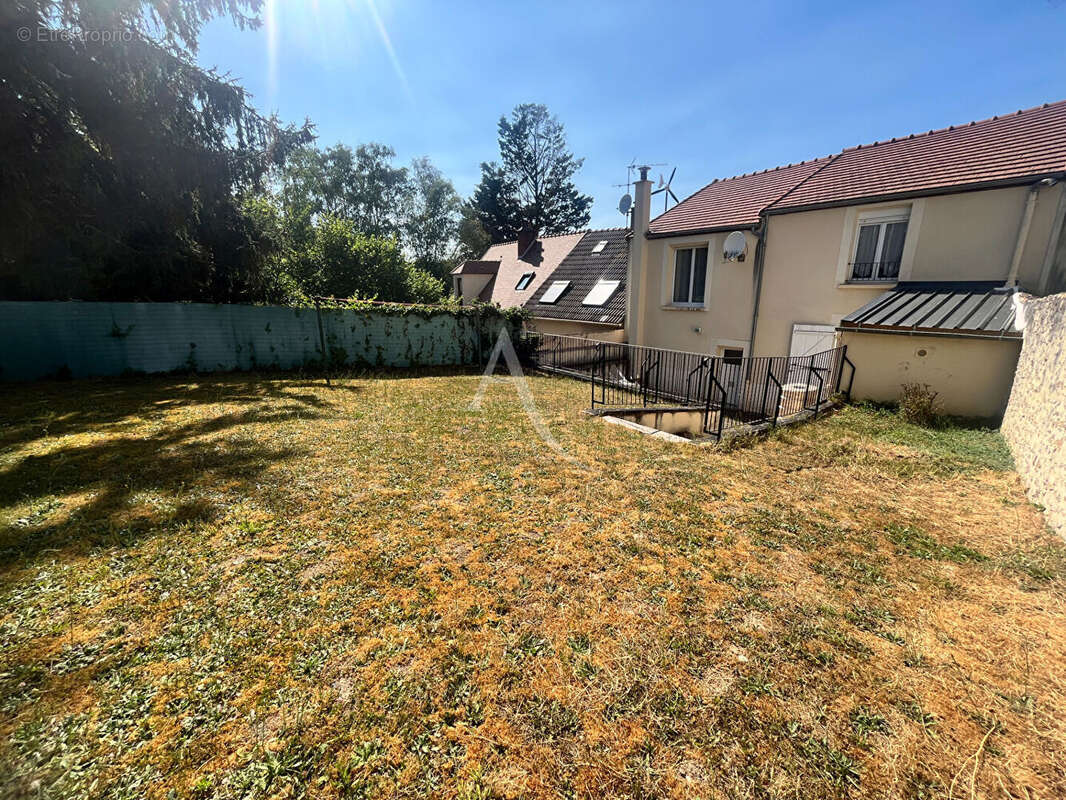DOURDAN 5 kms - Deux habitations possibles ! - photo 9