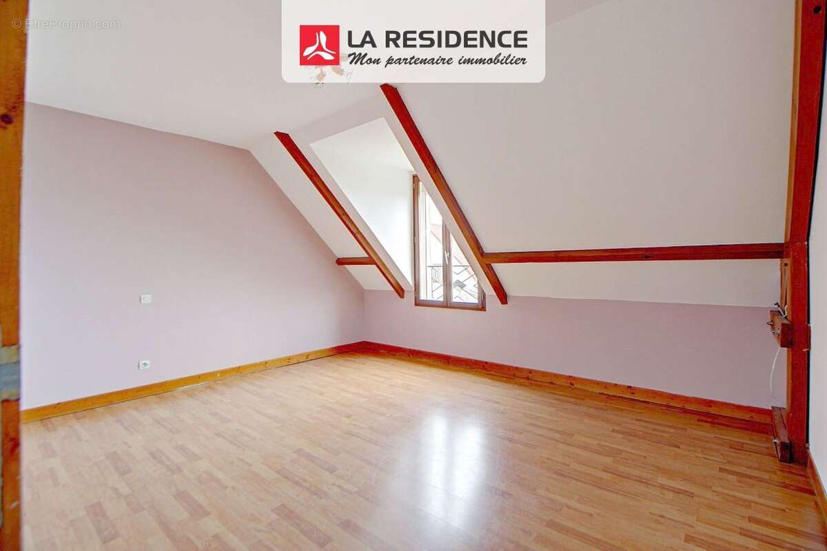 Maison à VERNEUIL-SUR-SEINE