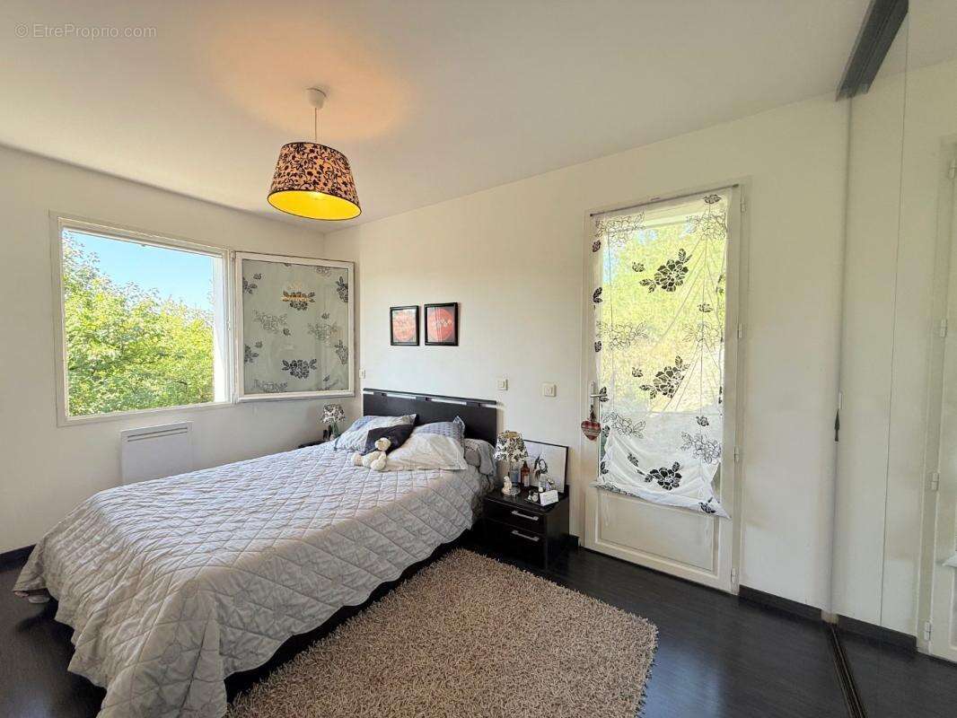 Maison à LAMAGDELAINE