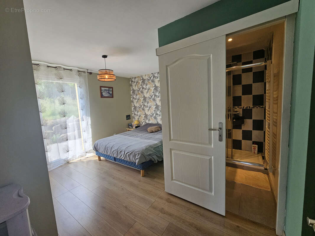 Maison à SAINT-REMIMONT