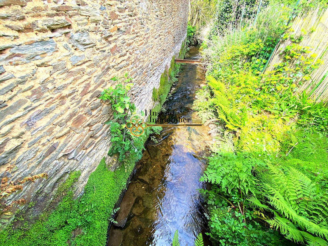 Maison 4 Chambres avec jardin et maison en pierre à rénover - photo 16