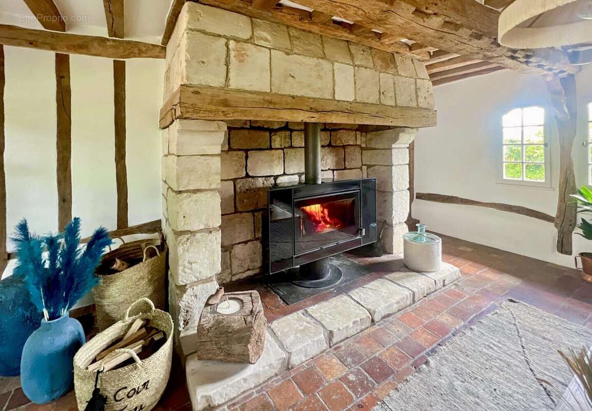 Maison à CORMEILLES