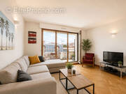 Appartement à MONTROUGE