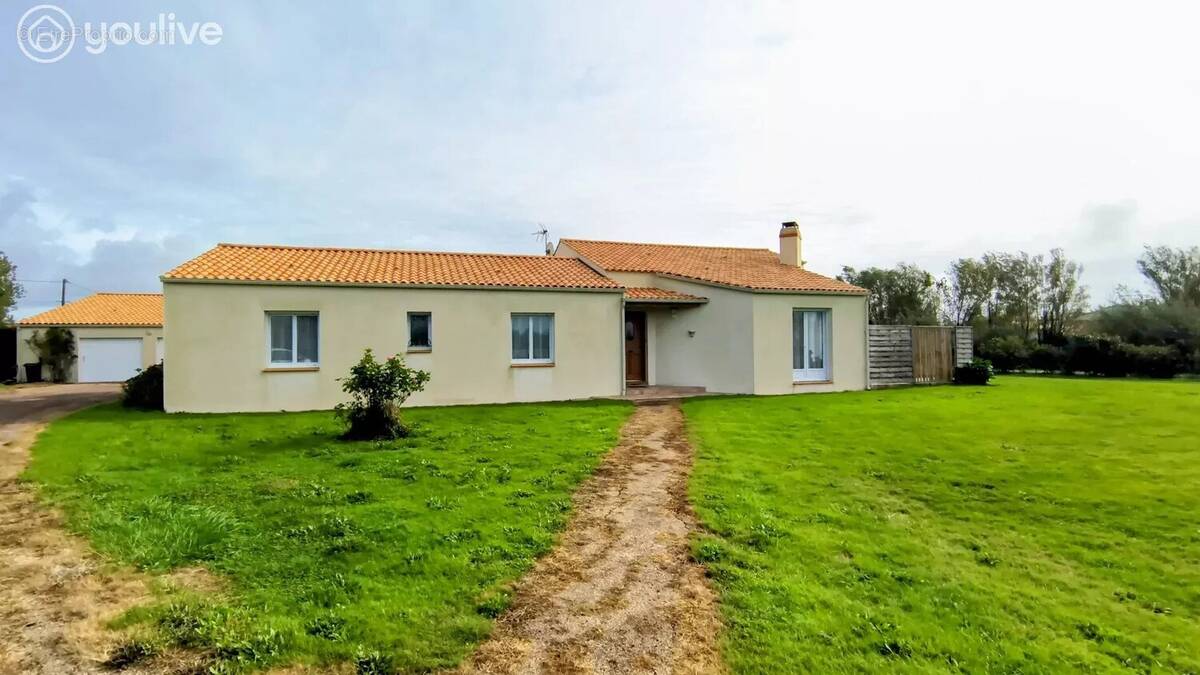 Maison à LE PERRIER