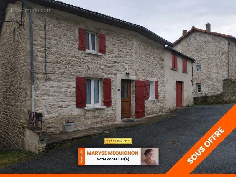 Maison à VOLLORE-MONTAGNE