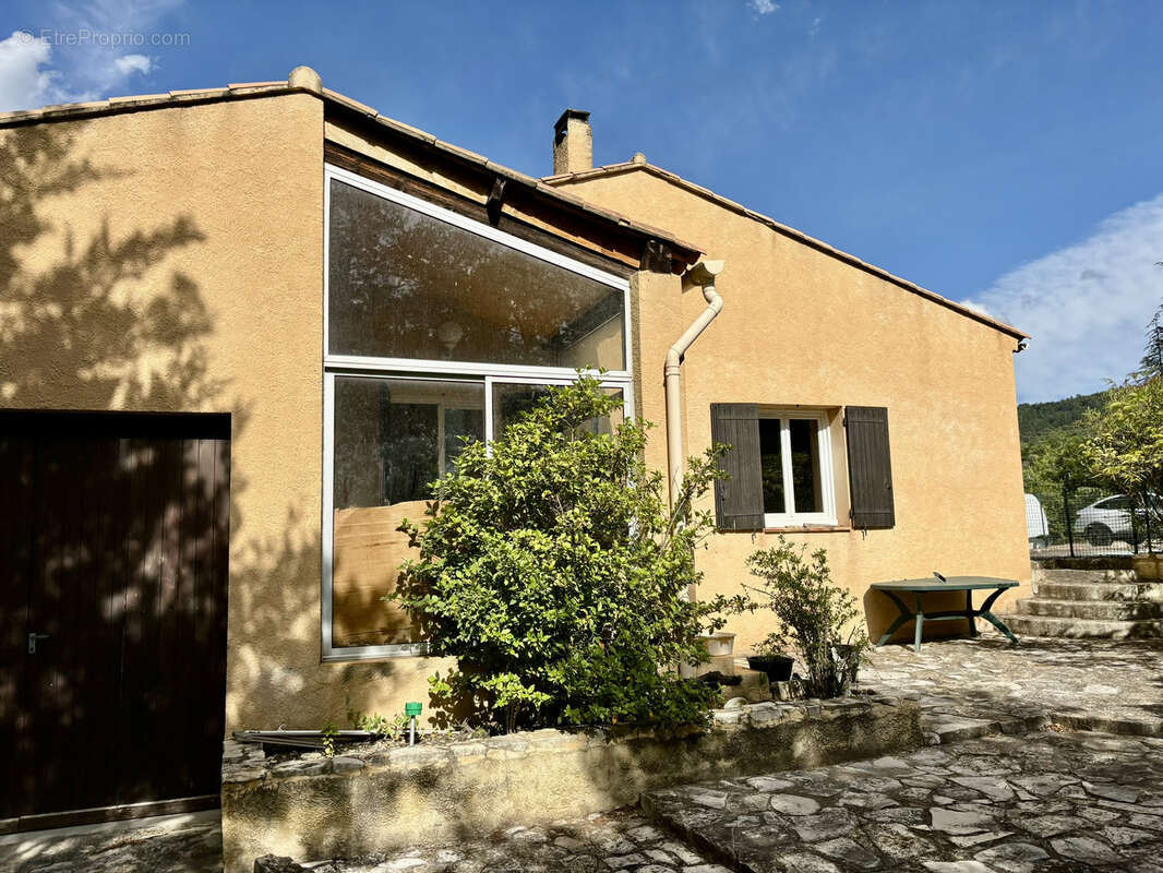 Maison à VAISON-LA-ROMAINE