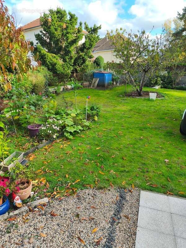 Maison à CHATELLERAULT