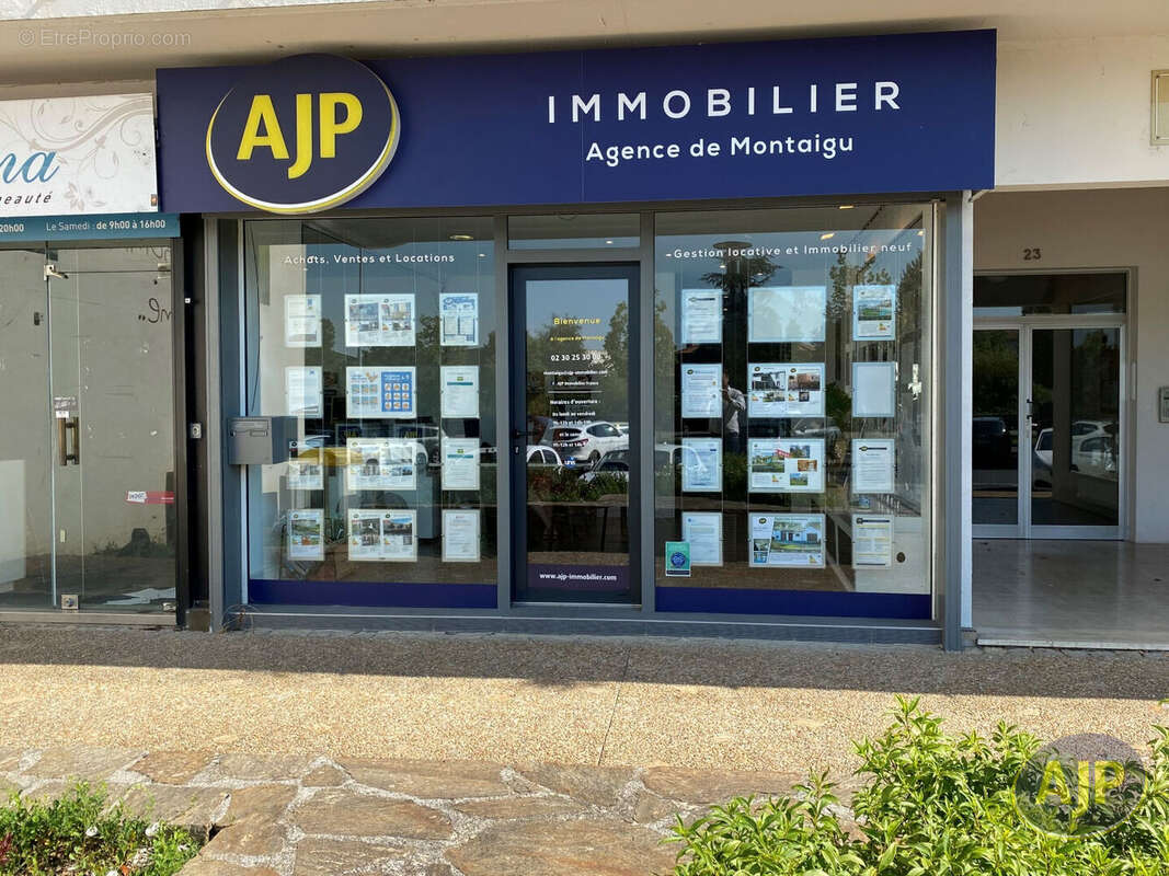 Maison à MONTAIGU