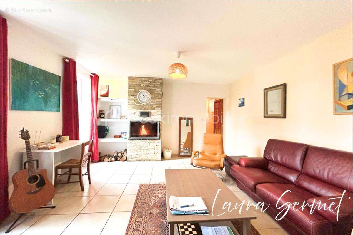 Maison à SAINT-GEORGES-SUR-LA-PREE