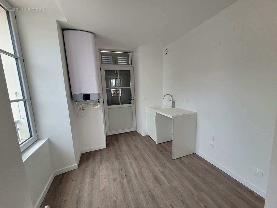 Appartement à COUPVRAY