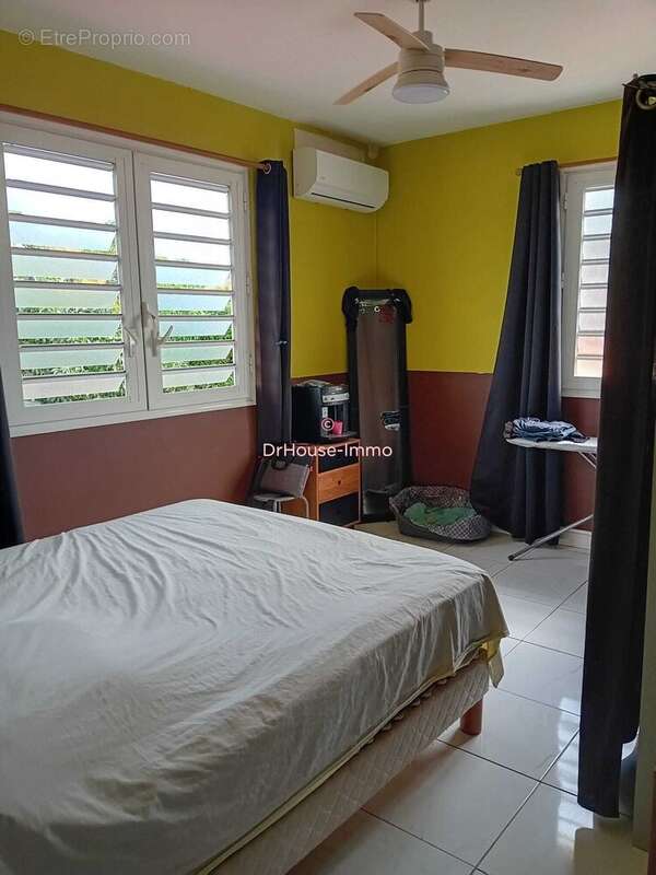 Appartement à LE ROBERT