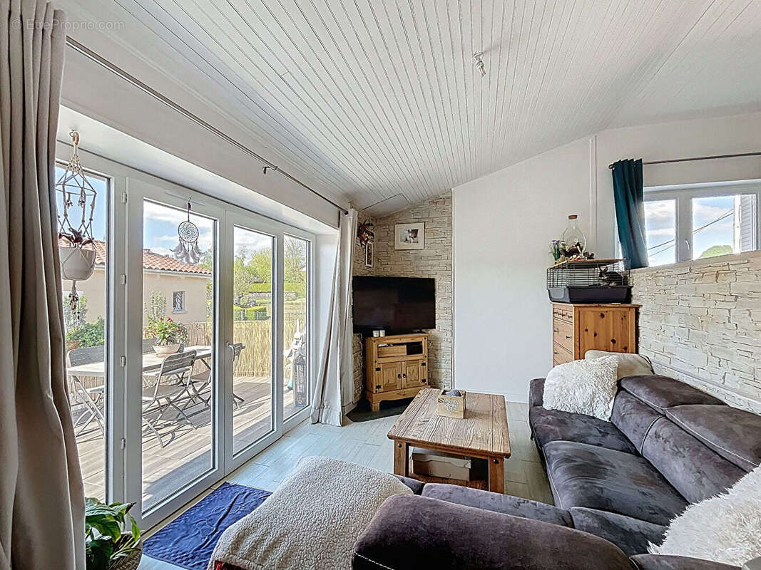 Appartement à MEXIMIEUX