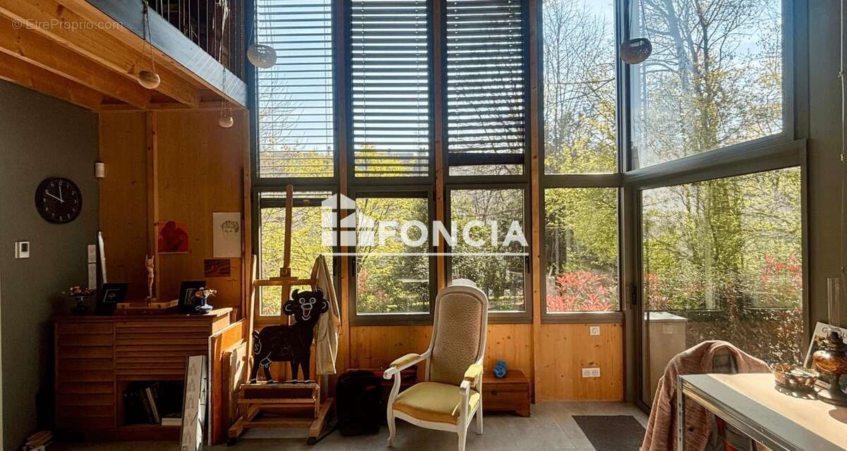 Maison d'architecte de 200 m2 sur terrain de 1280 m2 - photo 16