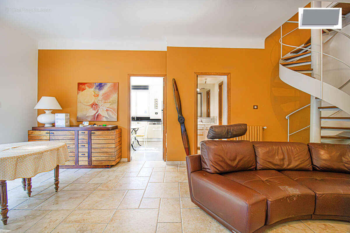 Maison à SIX-FOURS-LES-PLAGES