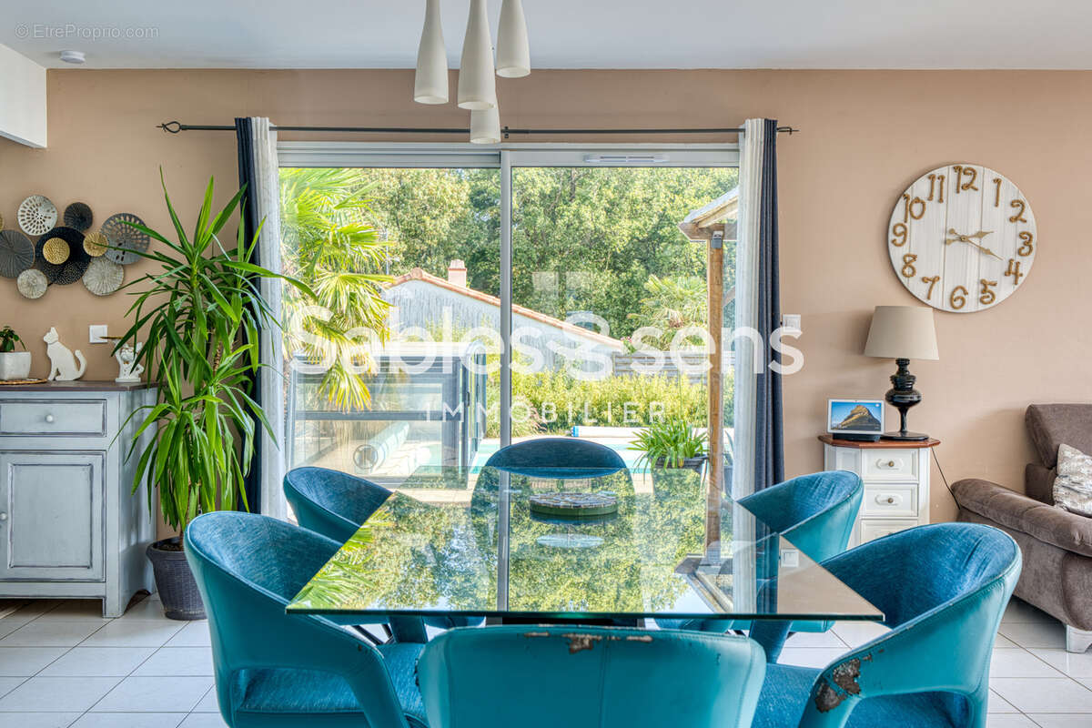 Maison à SAINTE-FOY