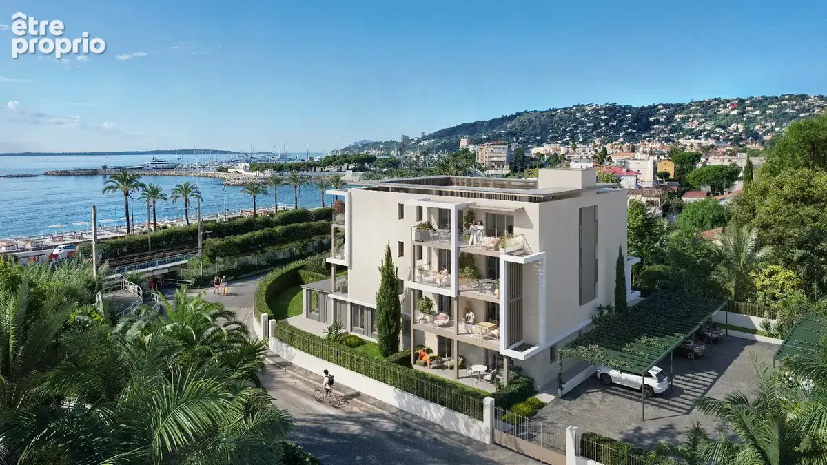 Golfe-Juan  Grand 4P - Vue Mer -  terrasse 75m2  -  Résidence en front de mer - photo 3