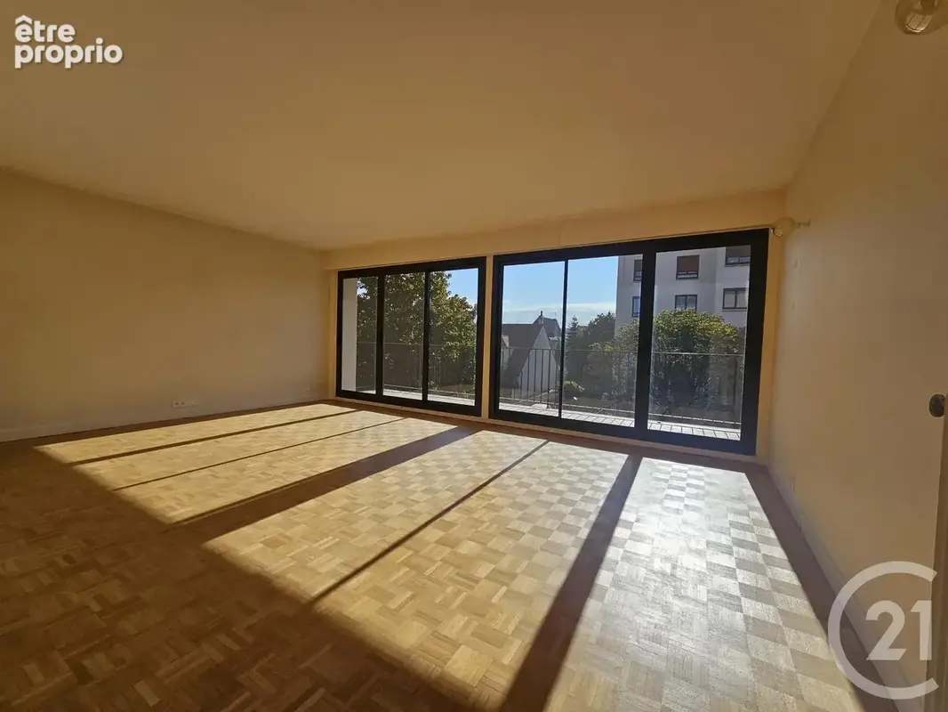 Appartement 3 pièces 65 m² à vendre à Saint-Maur-Des-Fosses (94100) - photo 2