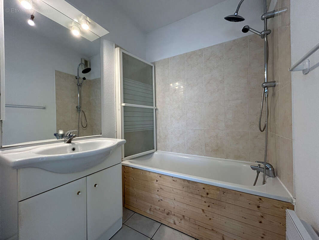 Royan Appartement T2 de 47 m² à deux pas du centre-ville et des plages - photo 9
