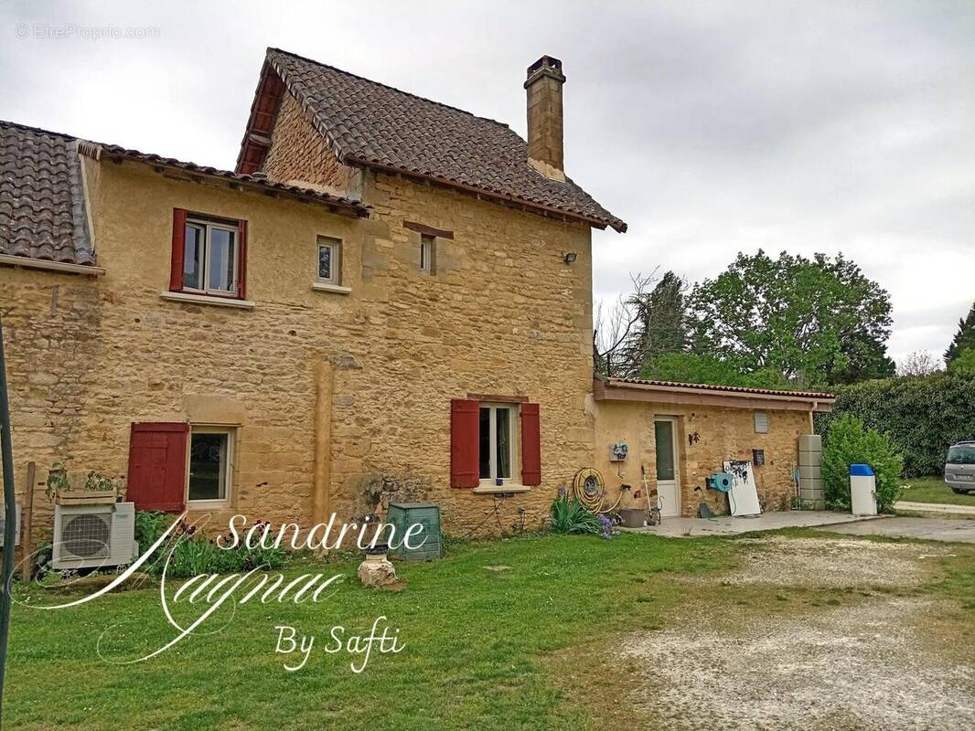 Photo 1 - Maison à SAINTE-NATHALENE
