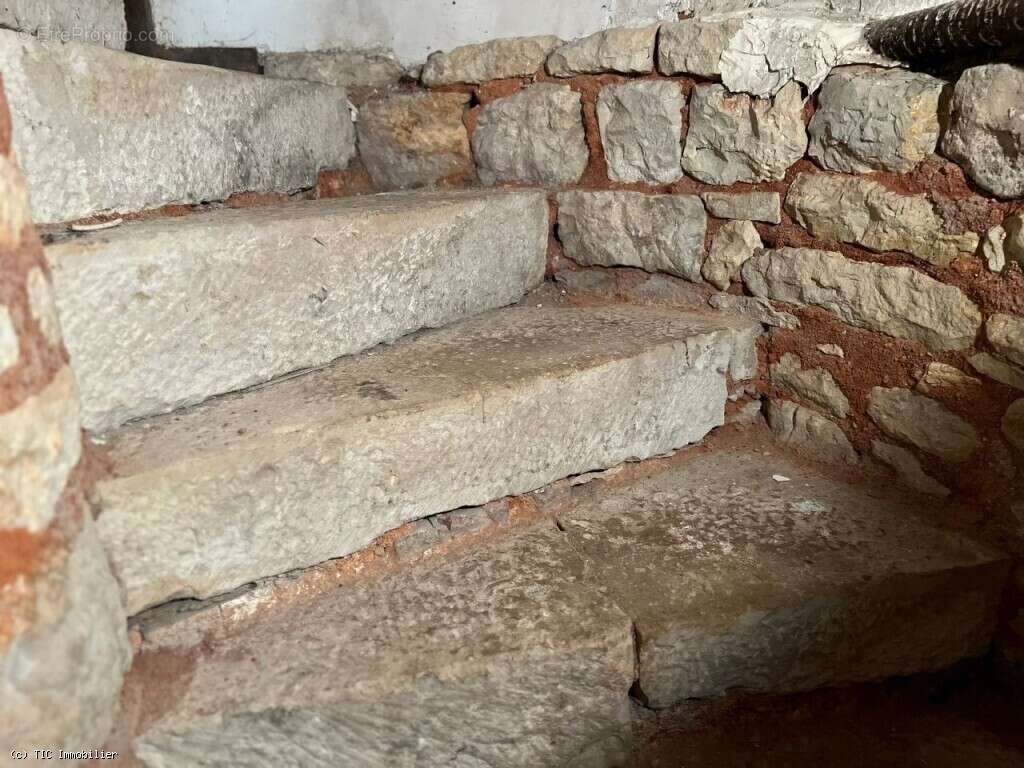 Maison à RUFFEC